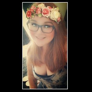 Meet your Posher, Cynthia